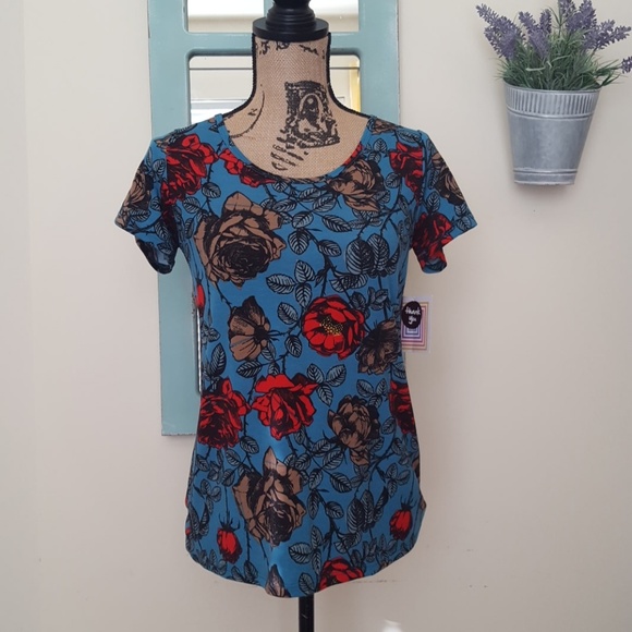 LuLaRoe Tops - Lularoe New Rose Classic T Top NWT